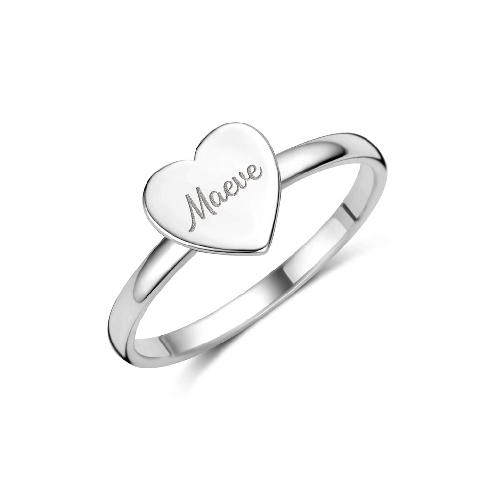 Anillo de plata con corazón y nombre