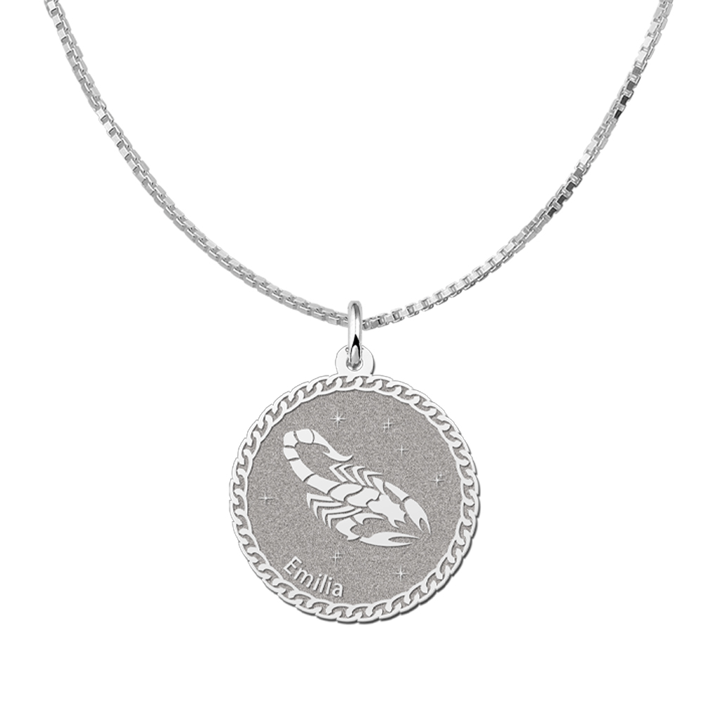 Colgante Redondo de Plata Signo del Zodiaco Escorpio con Grabado de Nombre