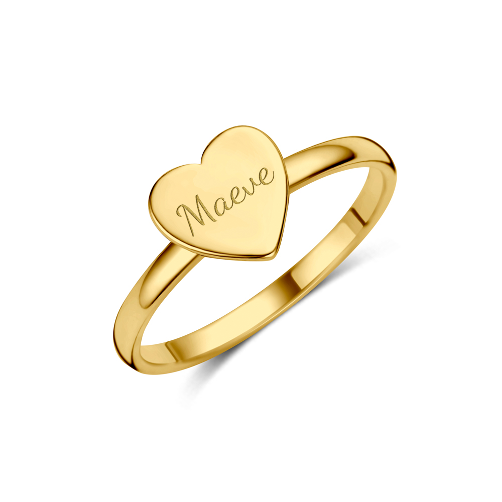 Anillo de oro con corazón y nombre