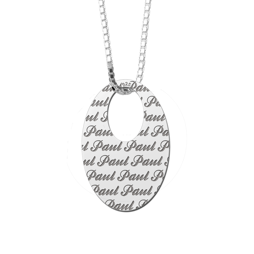 Colgante personalizado de plata en forma ovalada y con texto repetido Colgante personalizado de plata en forma ovalada y con texto repetido