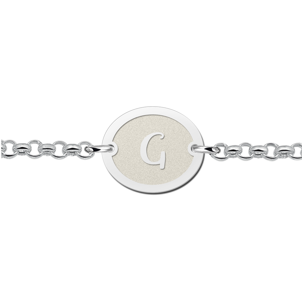 Pulsera de Plata con Inicial Ovalada Mate