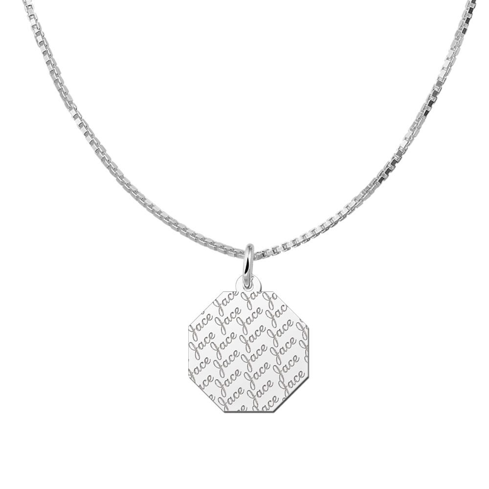 Colgante octogonal de plata con patrón de nombre repetido