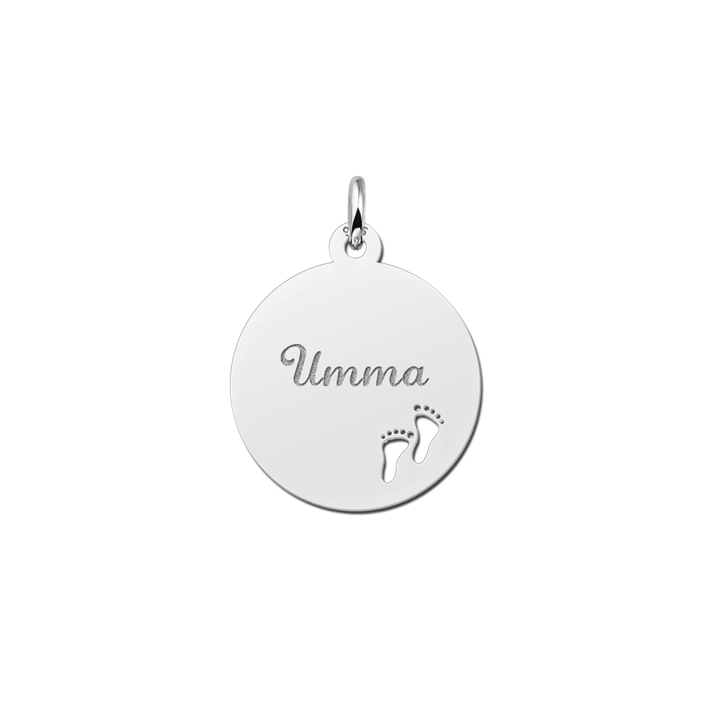 Colgante de plata con nombre y huellas de bebé
