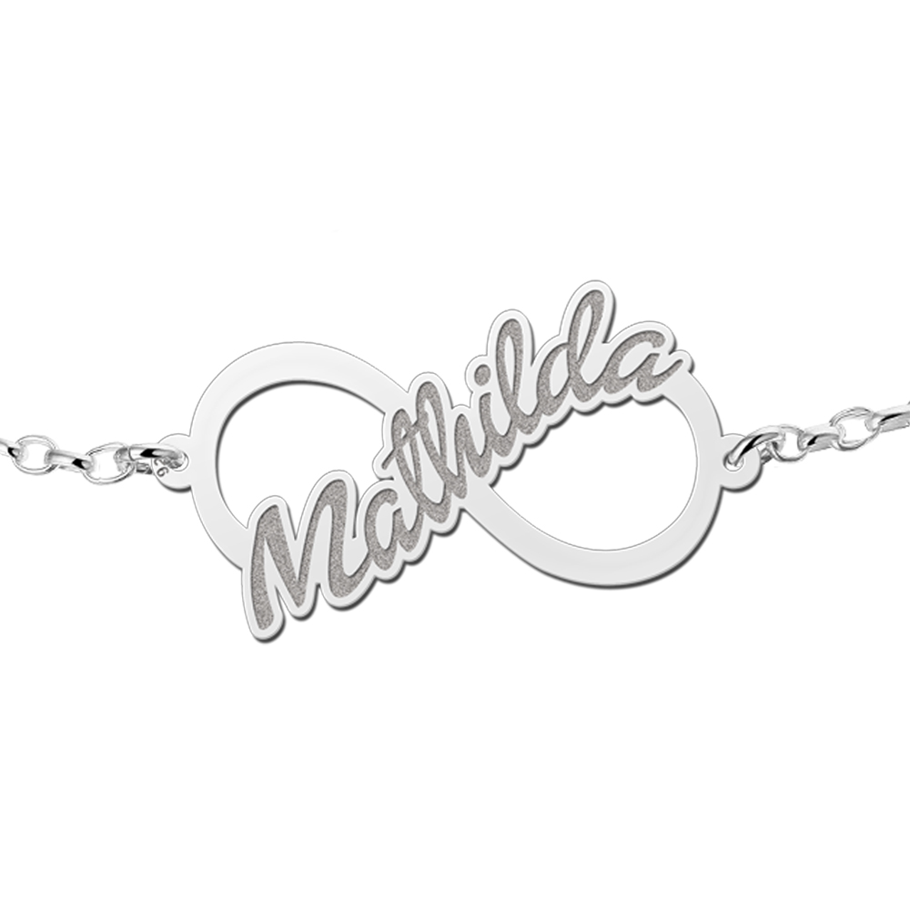 Pulsera infinito de plata con nombre escrito