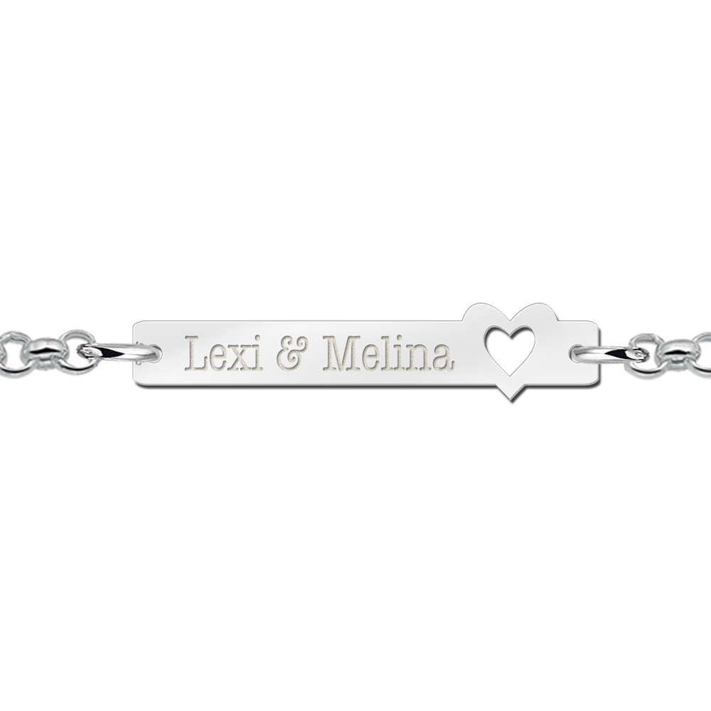Pulsera de plata con grabado de nombre y corazón
