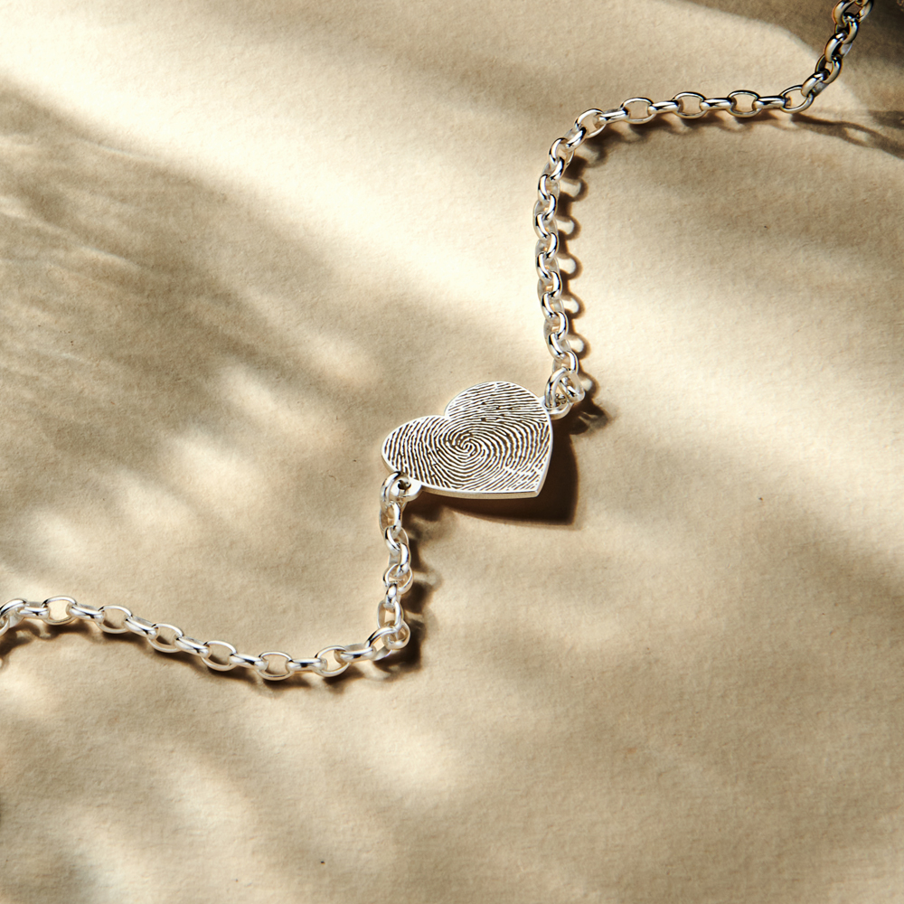 Pulsera de plata con corazón y huella dactilar Pulsera de plata con corazón y huella dactilar