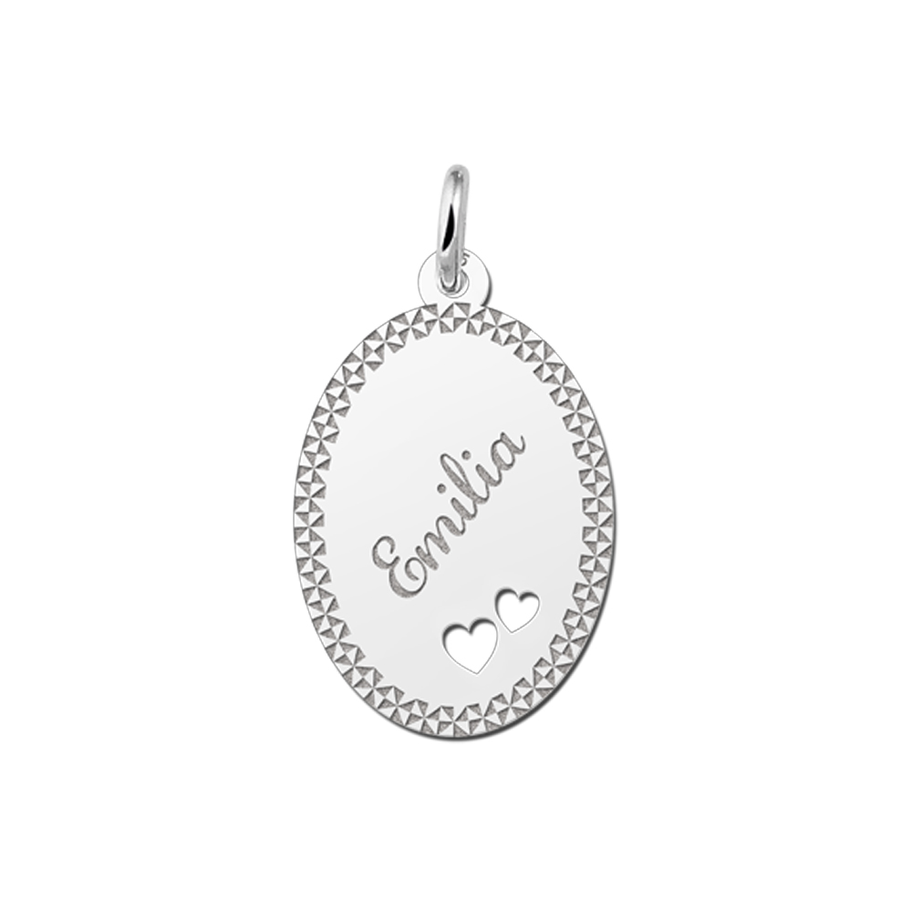 Colgante ovalado de plata borde & dos corazones