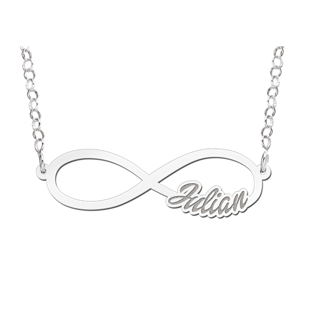 Collar Infinito de plata con nombre