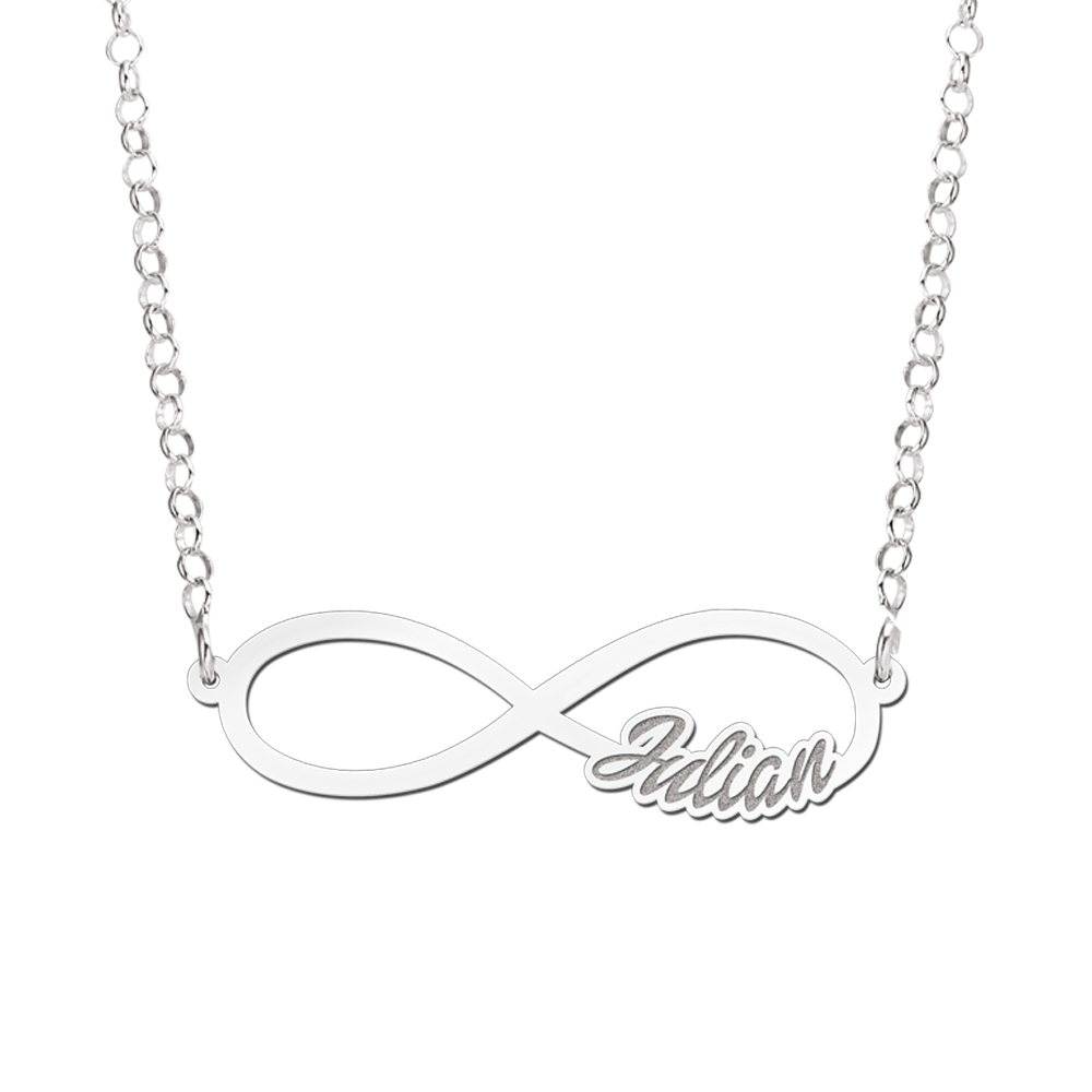 Collar Infinito de plata con nombre