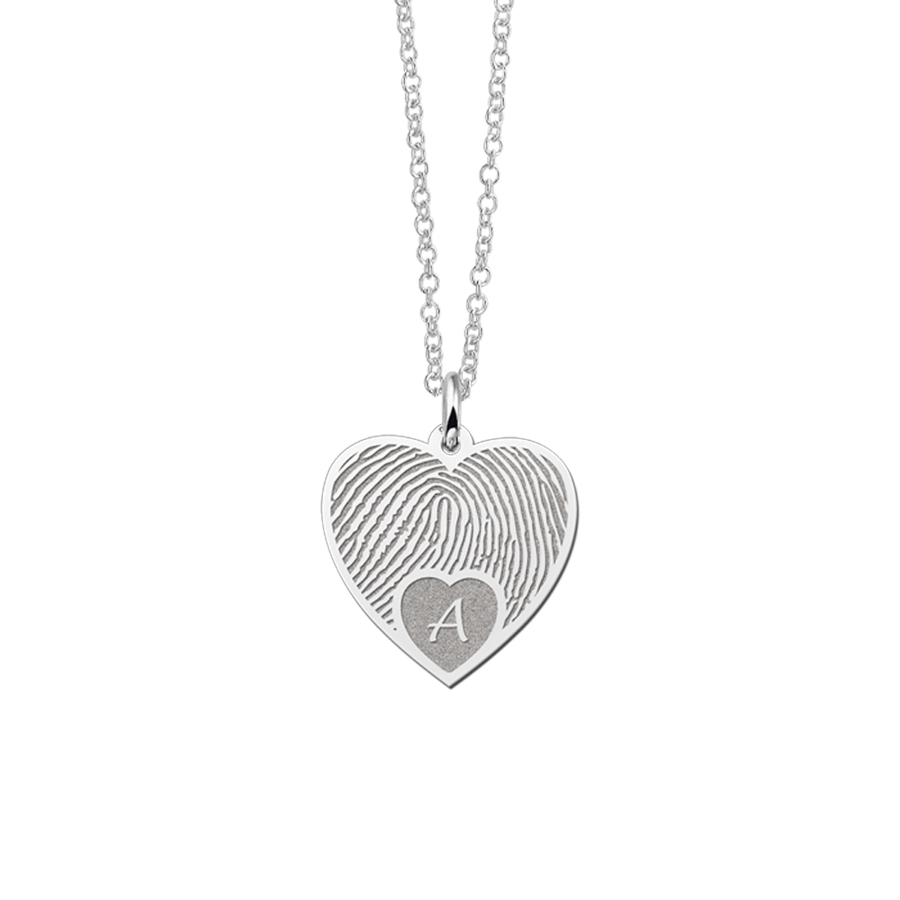 Colgante de corazón de plata con huella dactilar e inicial