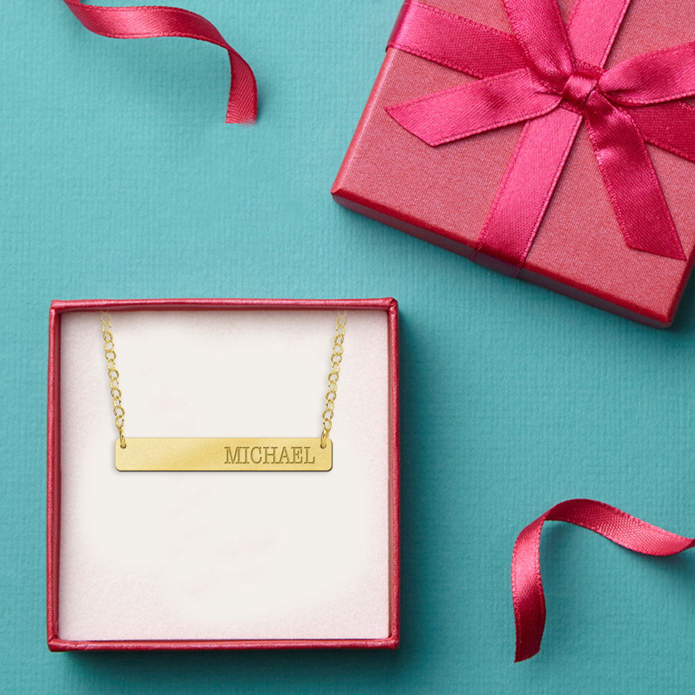 Collar de Barras con Nombre de Oro Modelo Medio