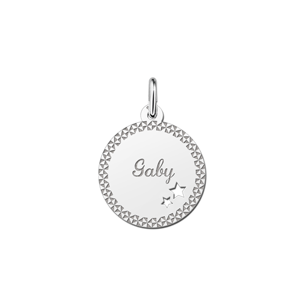 Colgante de plata con borde decorativo y dos estrellas